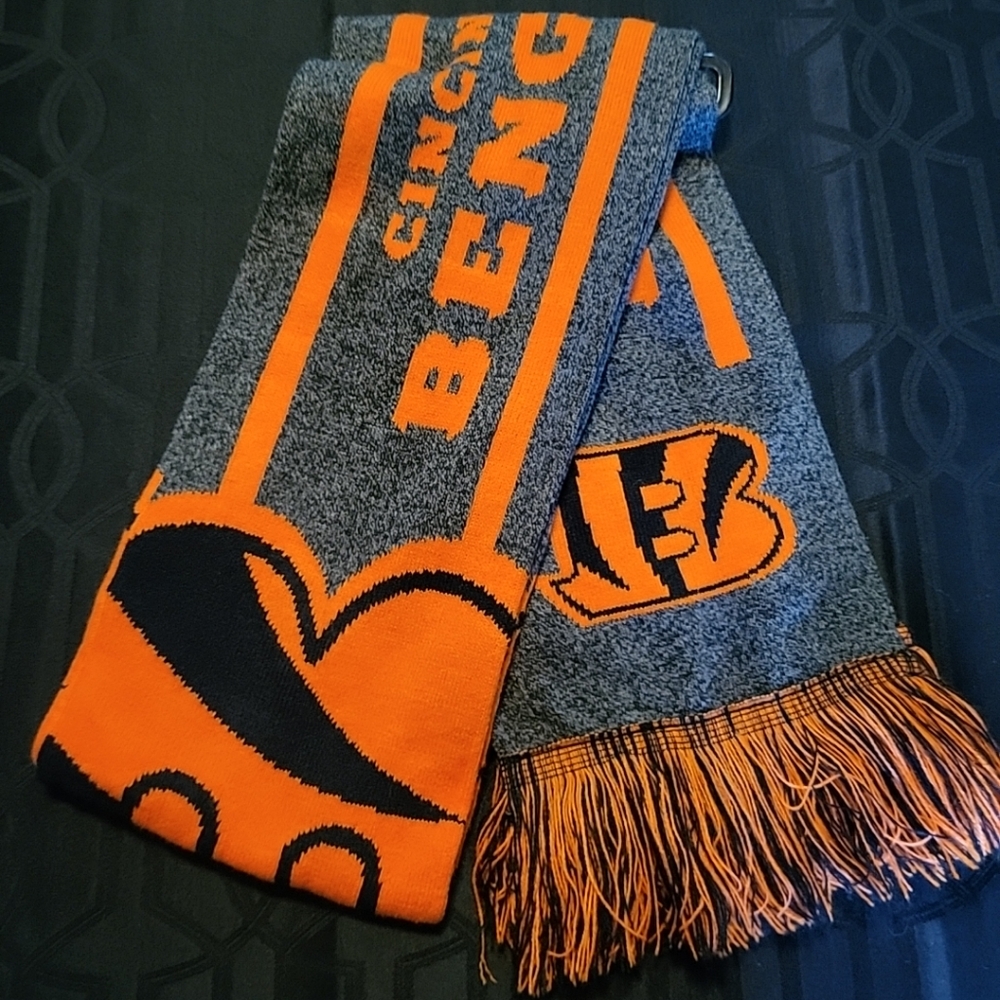 Cincinnati Bengals Gray and Orange Scarf